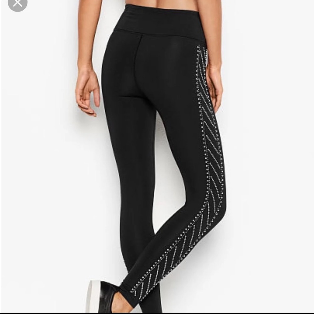 VS Sport Total Knockout Pearl Tight